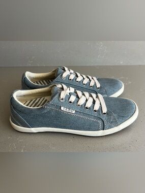 Taos Star Shoes Women's 6 Denim Blue Canvas Low Top Lace Up Comfort Sneakers